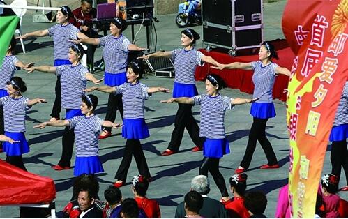 j9九游会官方网站
服装批发，j9九游会官方网站
服装厂家，河北j9九游会官方网站
服装