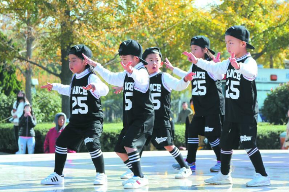 河北j9九游会官方网站
服装