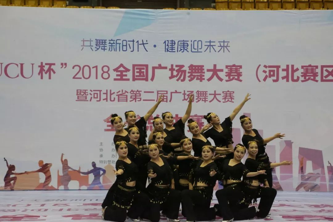 j9九游会官方网站
服装批发，j9九游会官方网站
服装厂家，河北j9九游会官方网站
服装